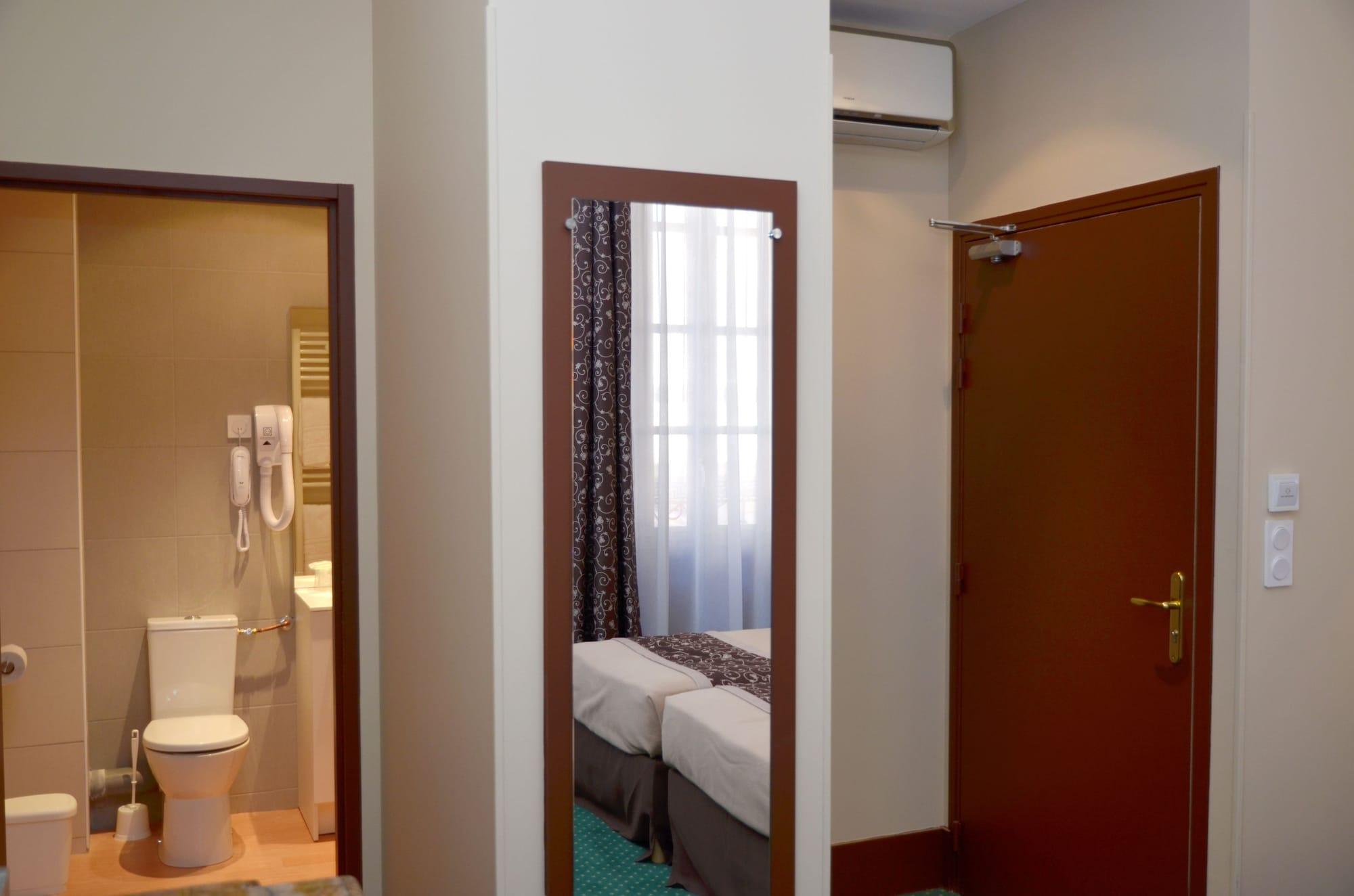 Hotel Heliot, Cosy Places By Charme & Caractere Tuluza Zewnętrze zdjęcie