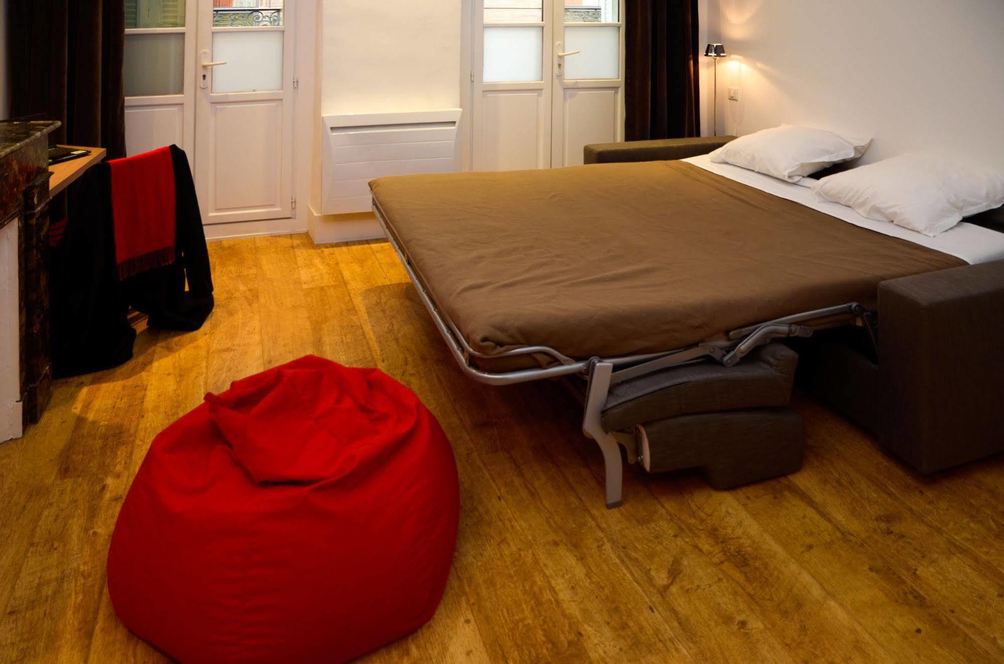 Hotel Heliot, Cosy Places By Charme & Caractere Tuluza Zewnętrze zdjęcie